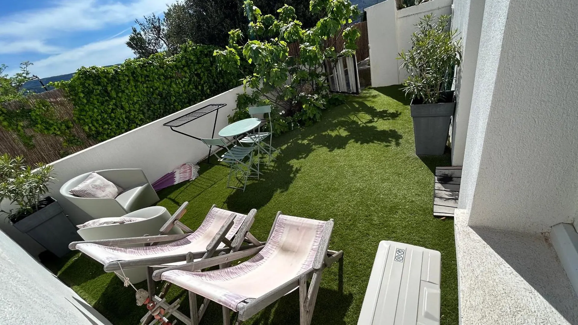 Studio Calme Aux Terrasses De Cassis